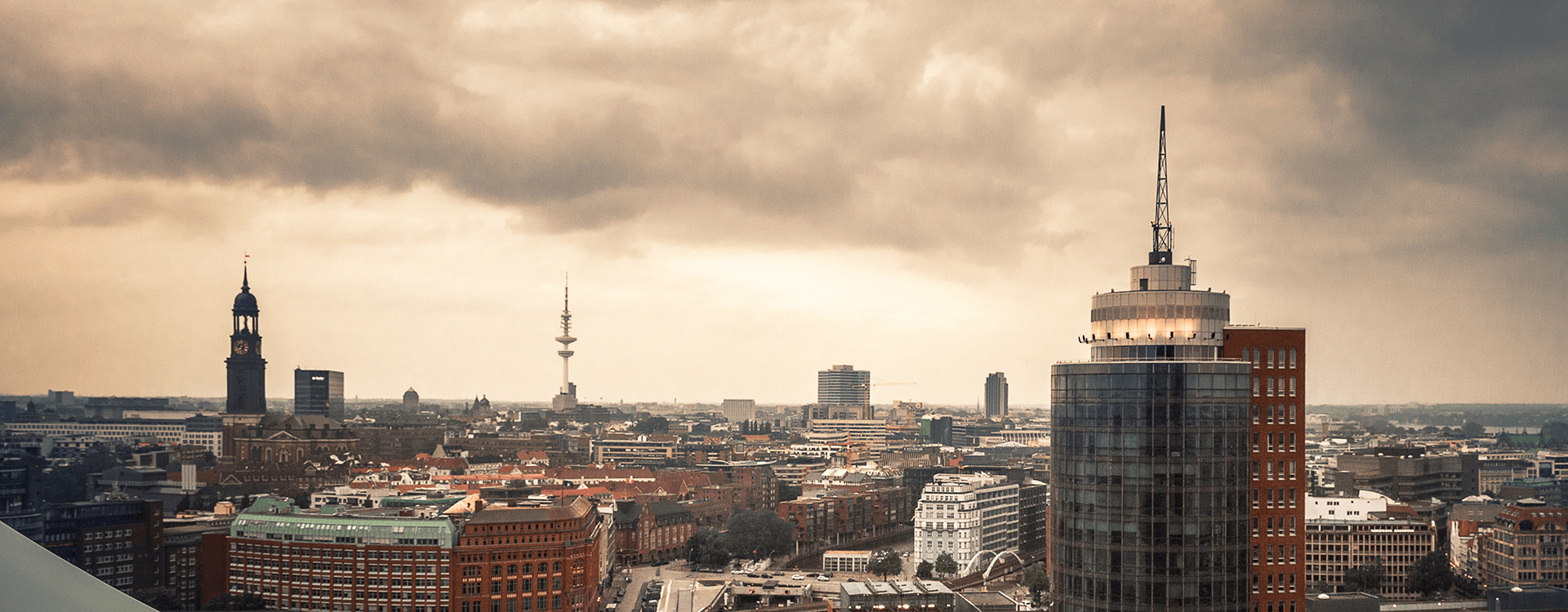zyxel-10g-solutions_banner_customer-city-background_1920x750.png