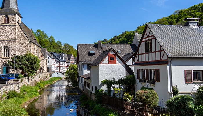pr_eilfel-net_700x400.jpg