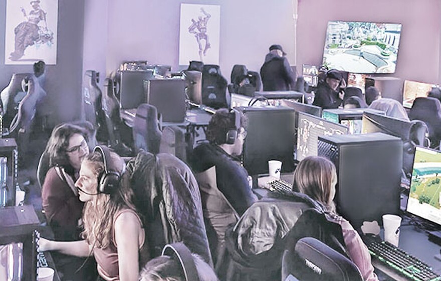 Zyxel Networks case study: Isthmian Gaming builds a zero-latency esports network using Zyxel multi-gigabit switches.