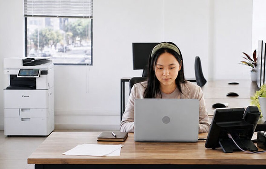 Zyxel case study: A Gangnam startup deploys WiFi 6 APs, USG FLEX 700H firewall, and Nebula for unified office connectivity.