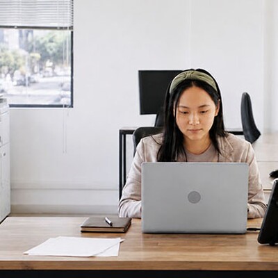 Zyxel case study: A Gangnam startup deploys WiFi 6 APs, USG FLEX 700H firewall, and Nebula for unified office connectivity.