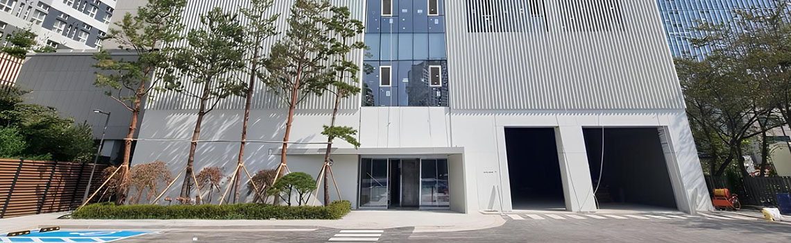 Korean broadcasting company enjoys secure, high-performance networking for seamless content production, using a USG FLEX 700 firewall, L3 Aggregation Fiber Switch, WiFi 6 Access Point, and Smart Managed Switch